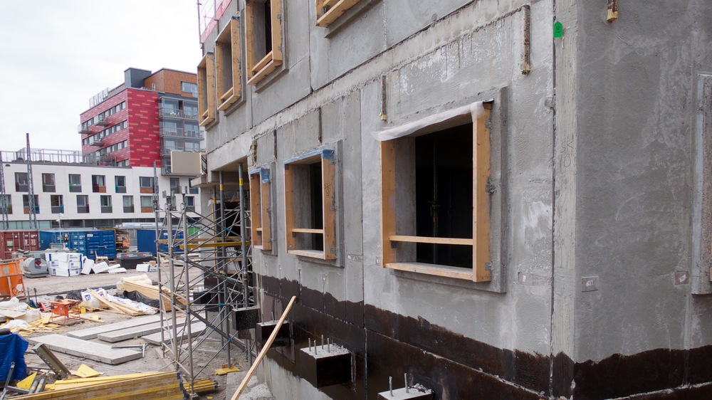 This is a picture of a concrete building in a post about building concrete knowledge.
